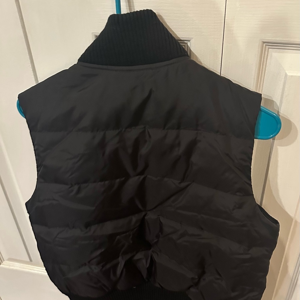 Old Navy Black Quilted Vest